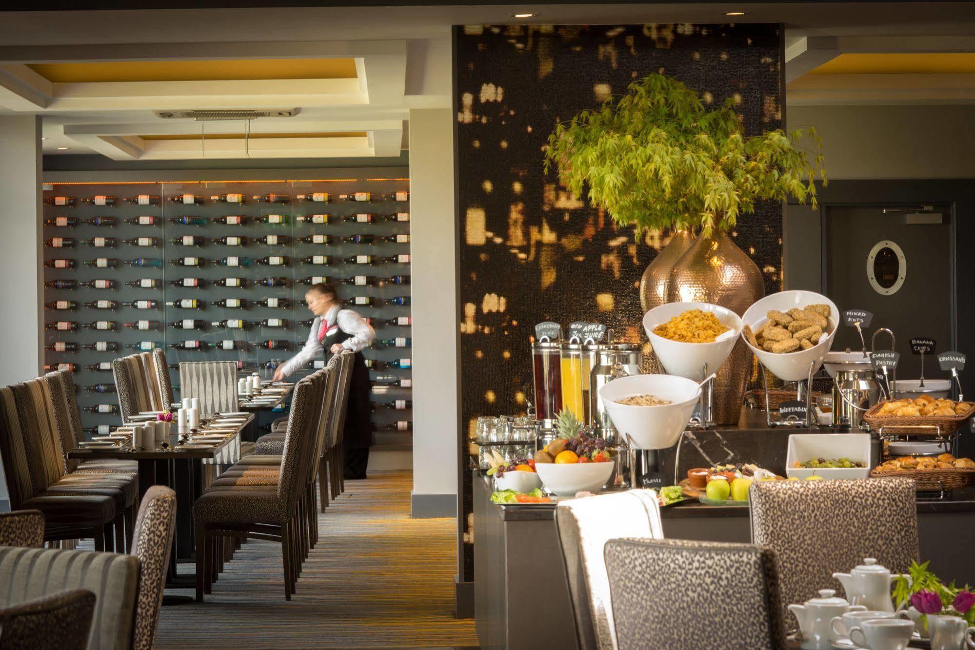 Talbot Hotel Cork Bagian luar foto